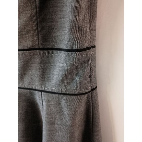 H&M Fit & Flare Gray Sleeveless Dress Size 6 Fully Lined Stretch Side Zip - Picture 6 of 10